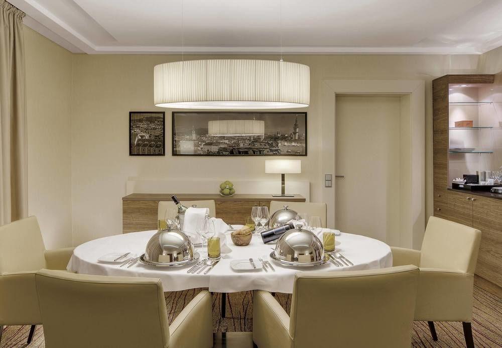 Courtyard By Marriott Linz Hotel Eksteriør billede