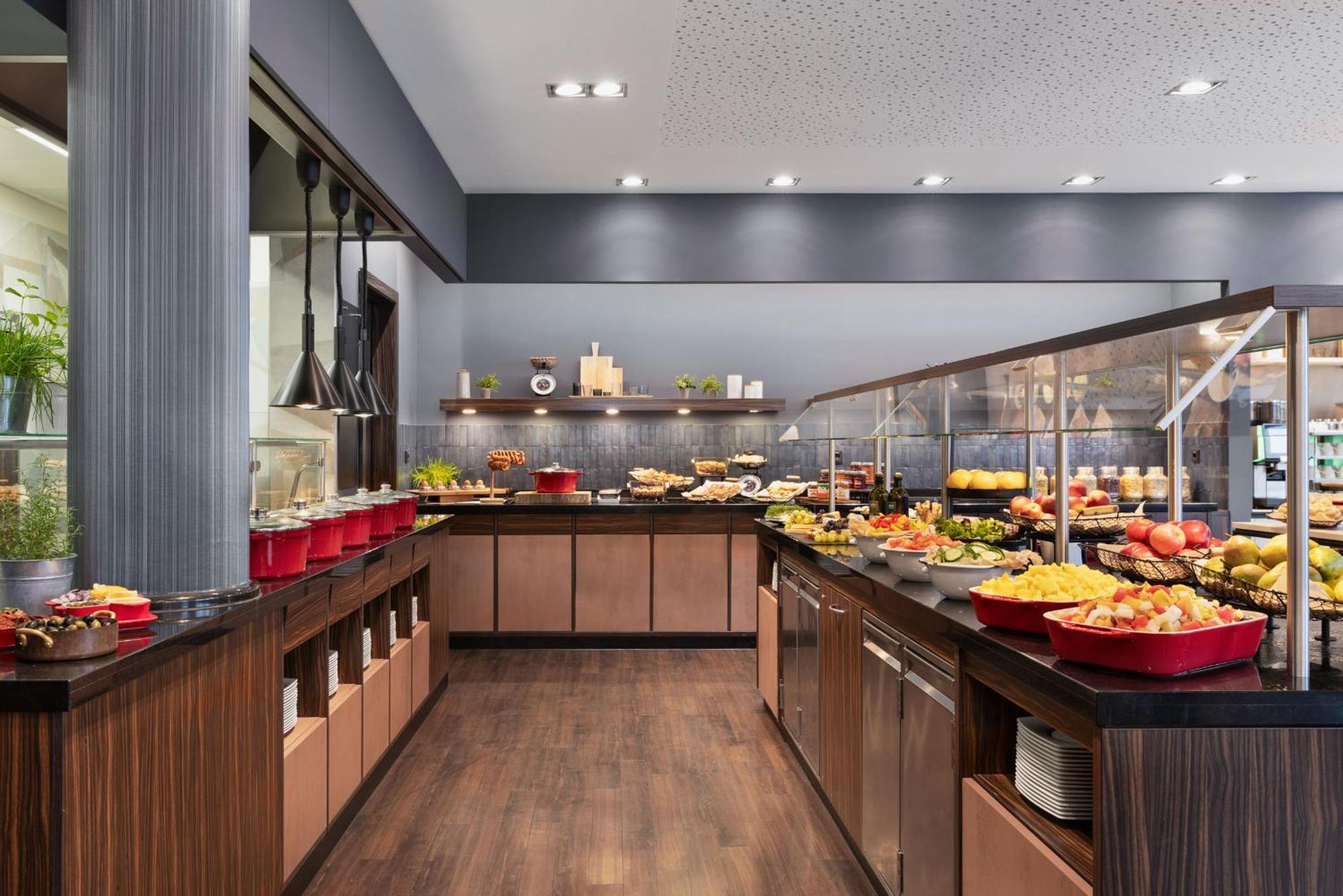 Courtyard By Marriott Linz Hotel Eksteriør billede