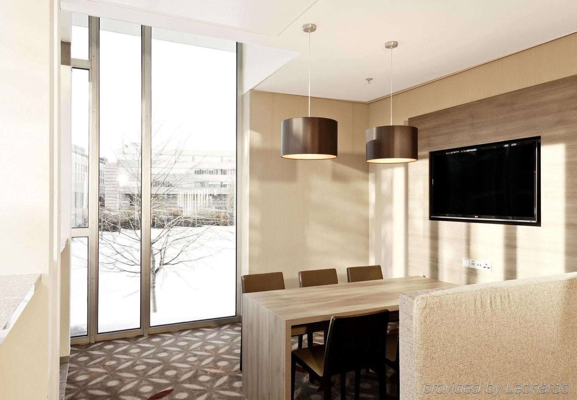 Courtyard By Marriott Linz Hotel Værelse billede